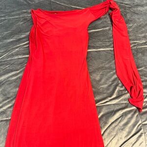 Elegant Red One-Shoulder Dress